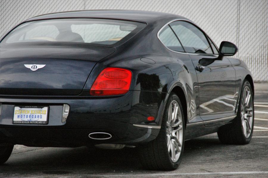 Детали экстерьера Bentley Continental GT Series 51 2010 года  (фото 32 из 67)
